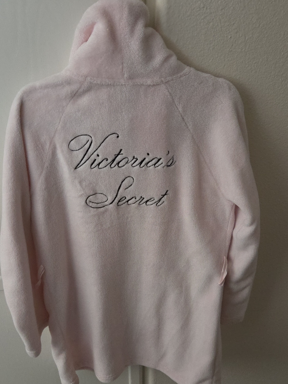 Victoria's Secret Plush Robe - Pink